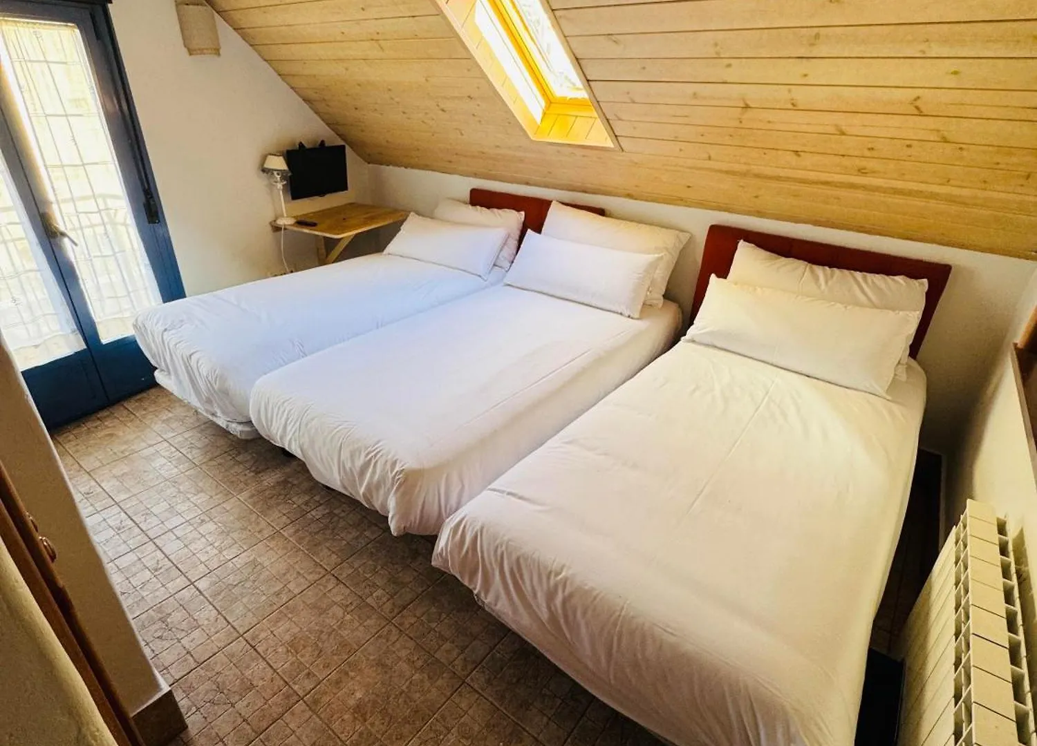 Hostal Nau Pradets Viella